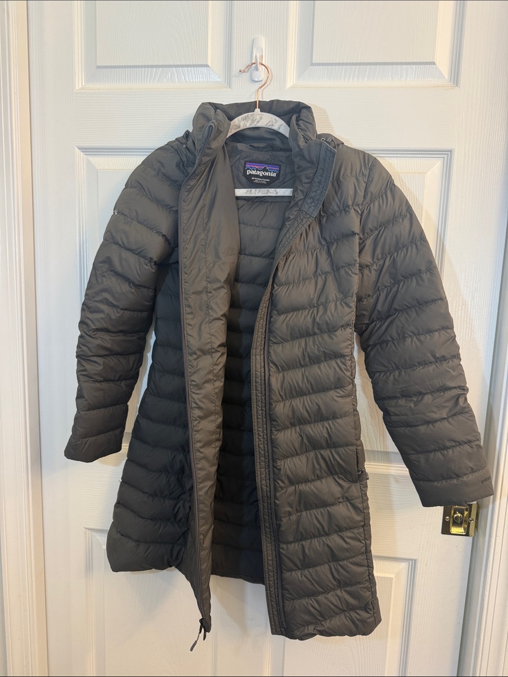 Patagonia Women's Long Puffer Coat — Charcoal Gray